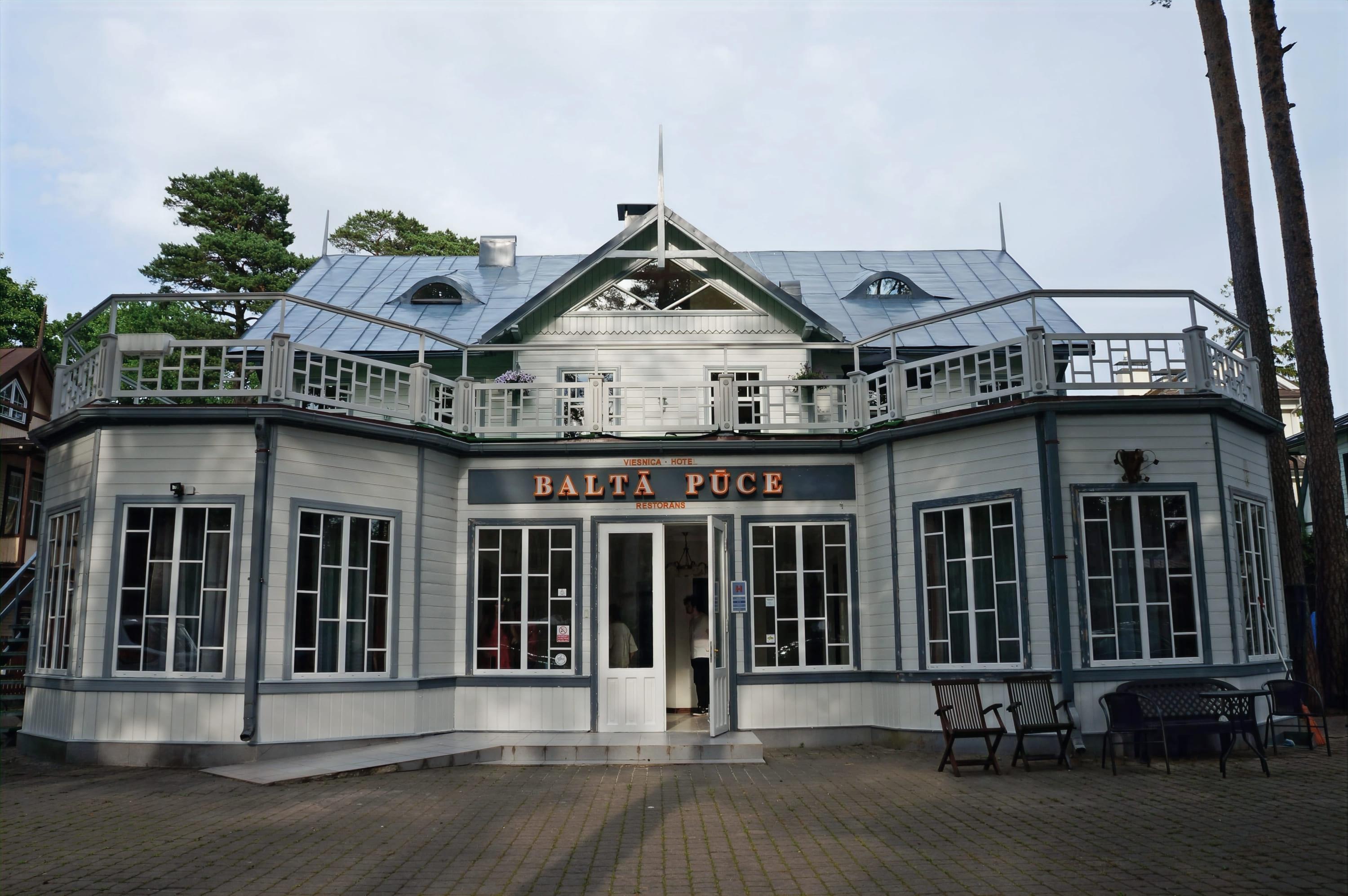 Balta Puce Hotel Jūrkalne Exteriér fotografie